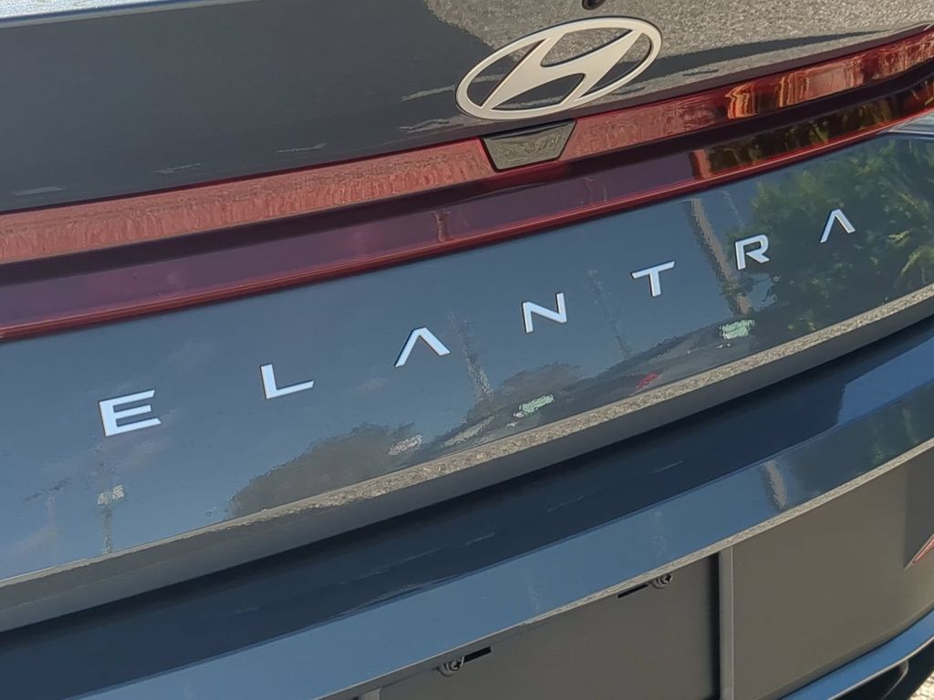 Thumbnail: 2026 Hyundai Elantra - 23