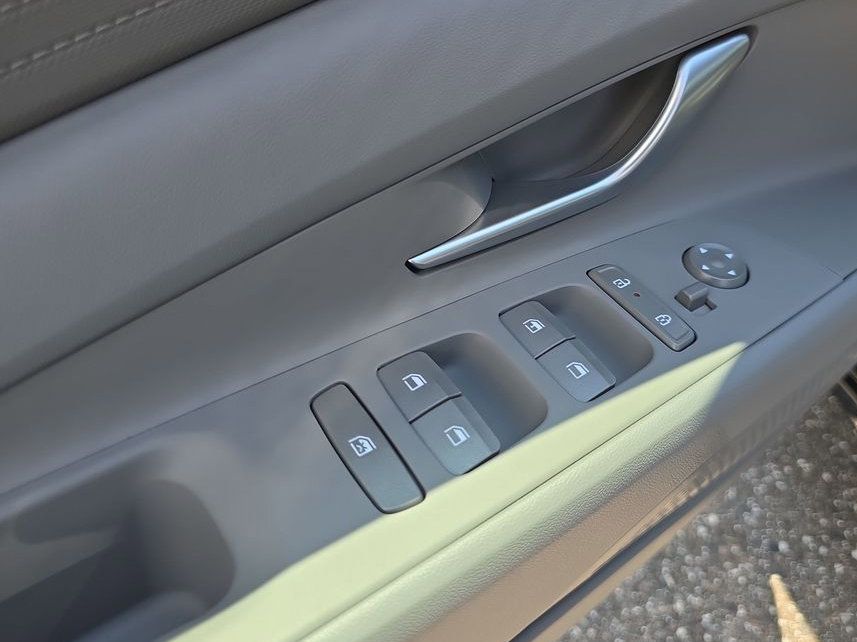 Thumbnail: 2026 Hyundai Elantra - 23