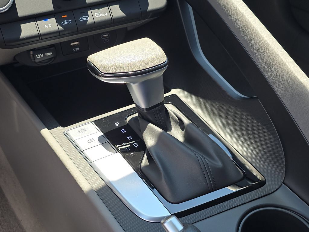 Thumbnail: 2026 Hyundai Elantra - 15