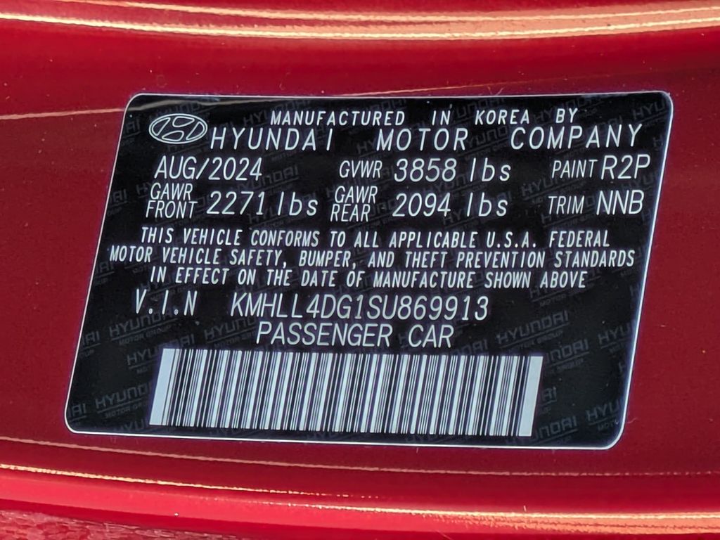 Thumbnail: 2025 Hyundai Elantra - 18