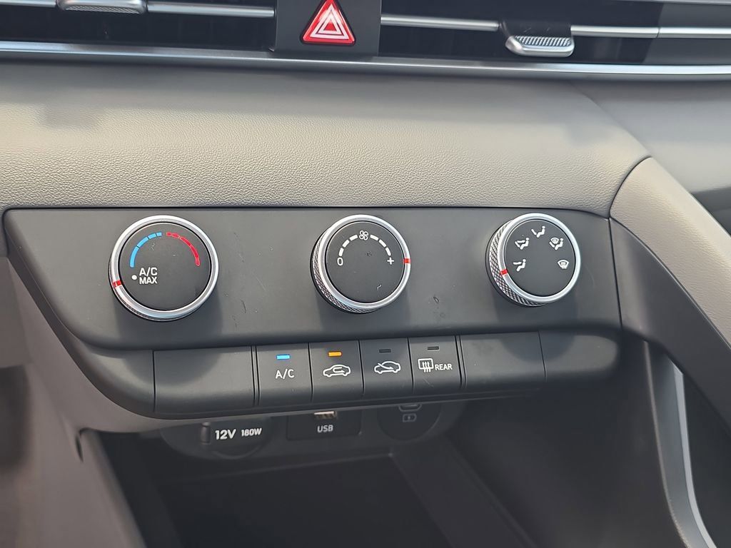 Thumbnail: 2026 Hyundai Elantra - 33