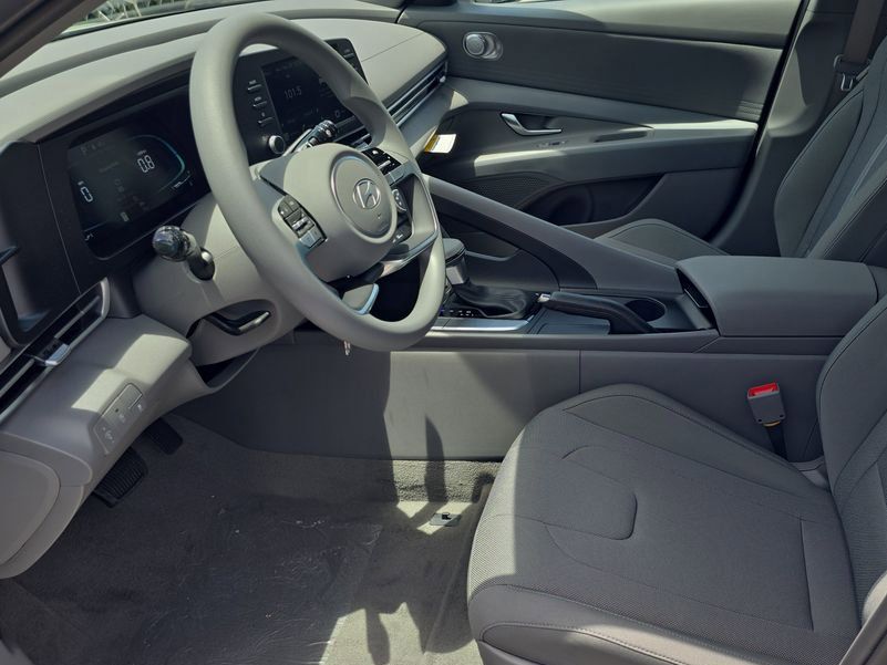Thumbnail: 2026 Hyundai Elantra - 10