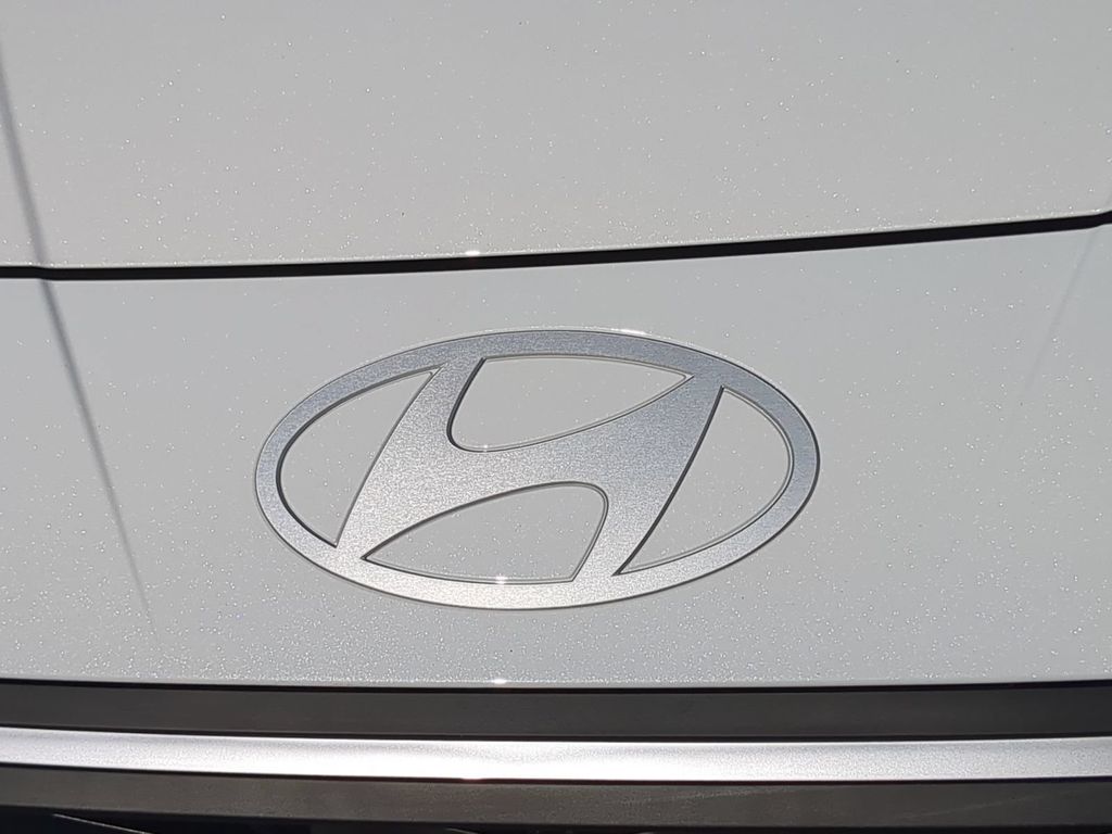 Thumbnail: 2026 Hyundai Elantra - 22