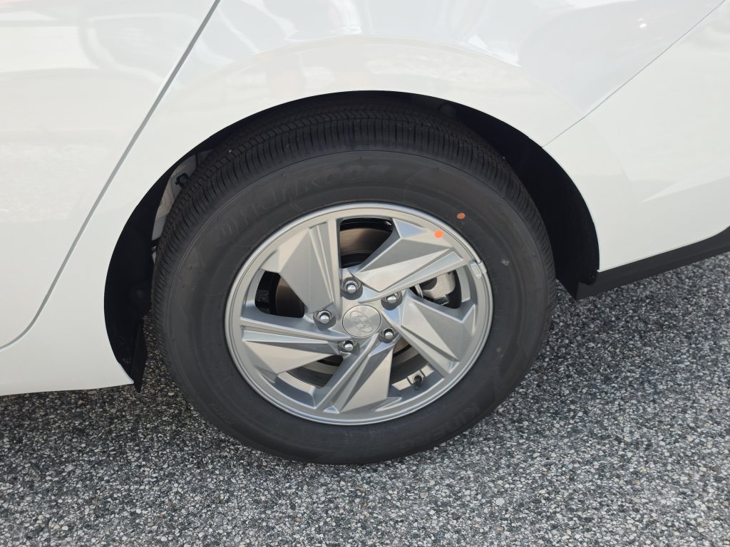 Thumbnail: 2026 Hyundai Elantra - 8
