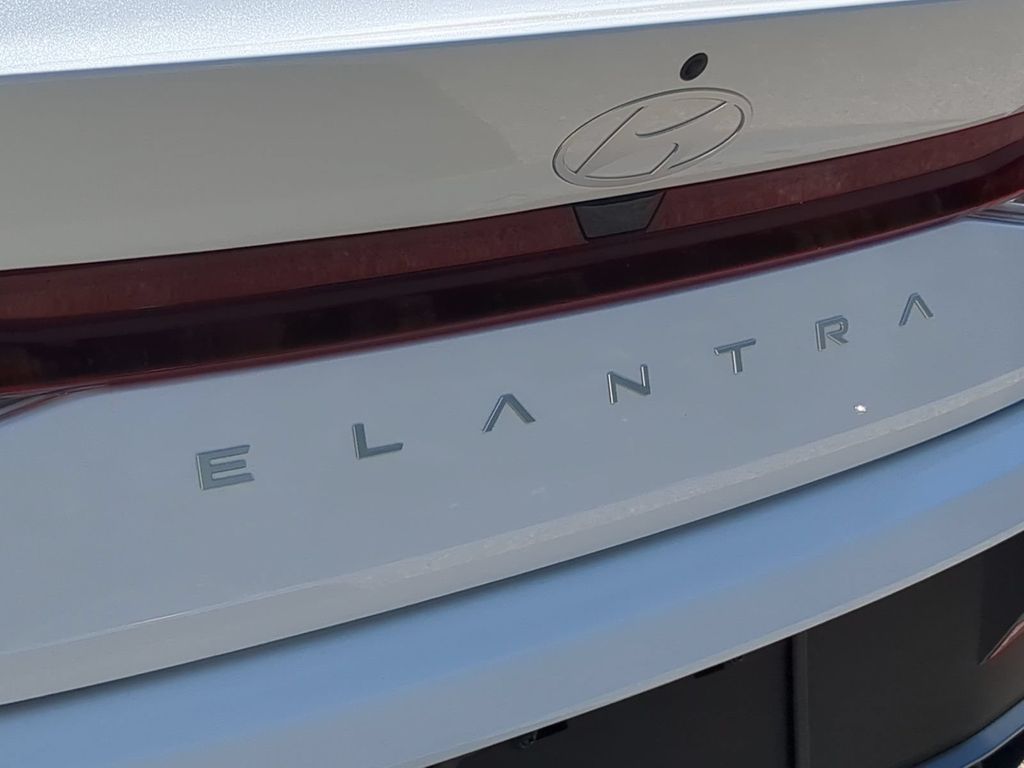 Thumbnail: 2026 Hyundai Elantra - 23