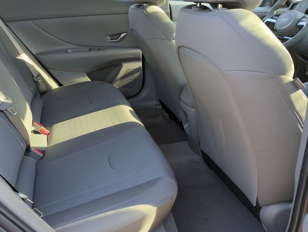 Thumbnail: 2026 Hyundai Elantra - 25