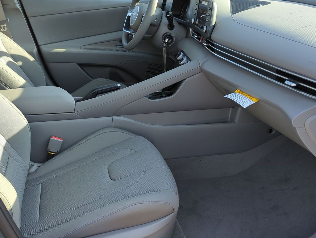 Thumbnail: 2026 Hyundai Elantra - 26