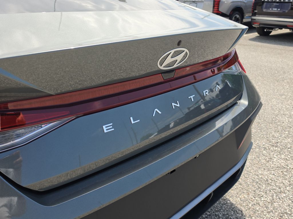 Thumbnail: 2026 Hyundai Elantra - 7