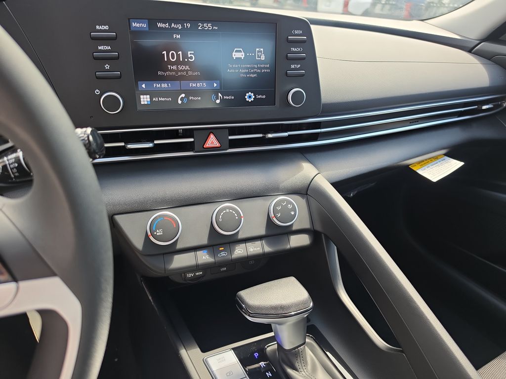 Thumbnail: 2026 Hyundai Elantra - 15