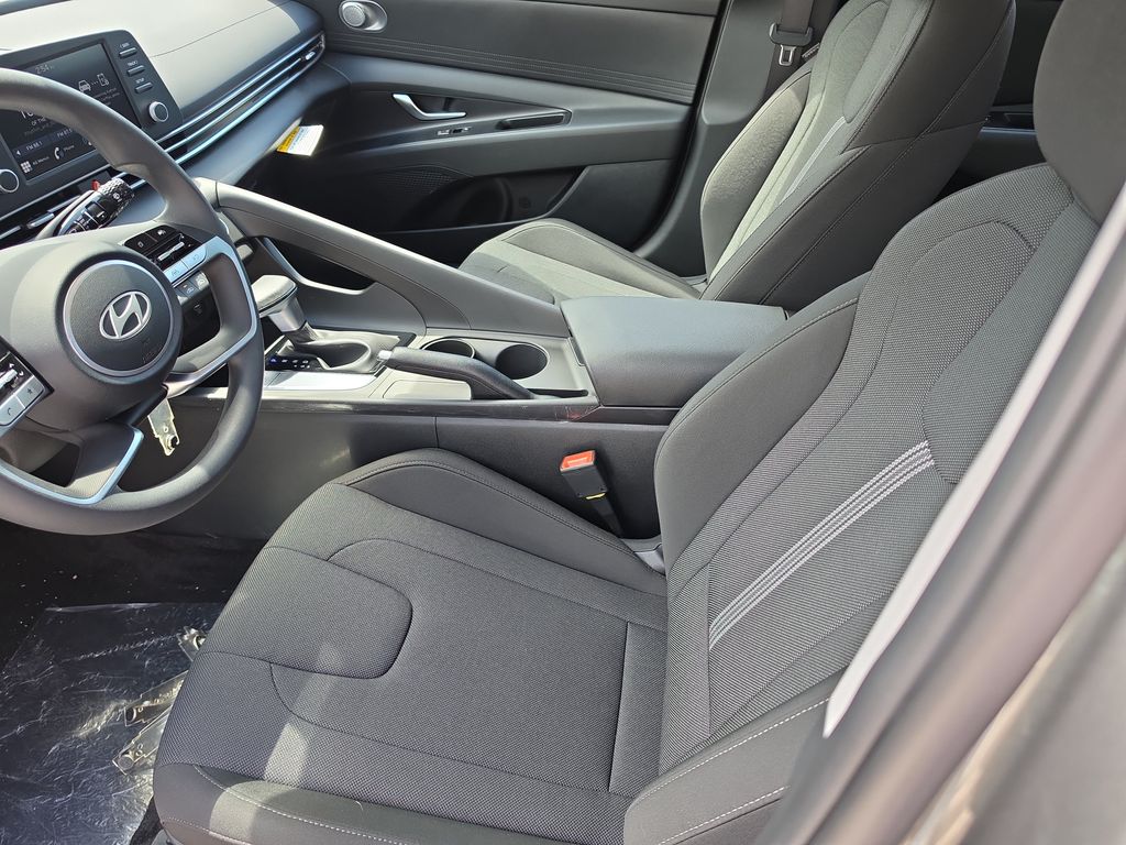 Thumbnail: 2026 Hyundai Elantra - 10