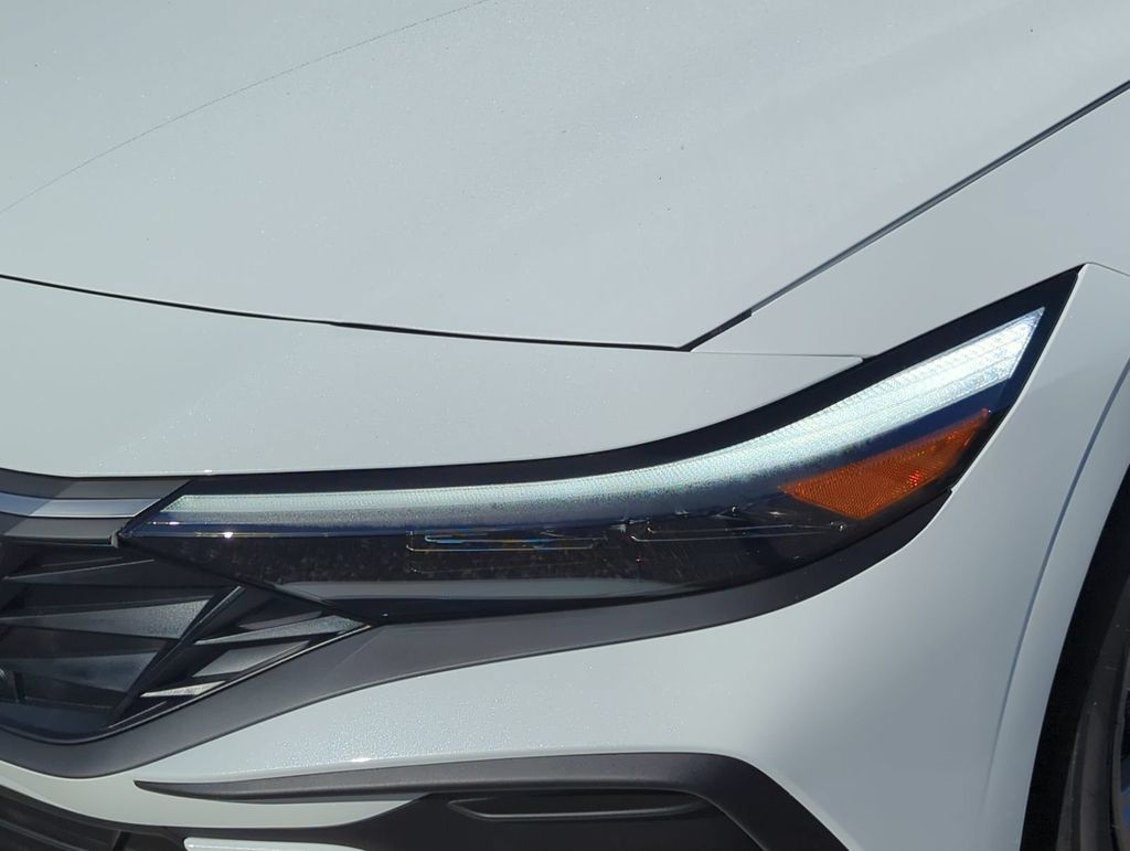 Thumbnail: 2026 Hyundai Elantra - 18