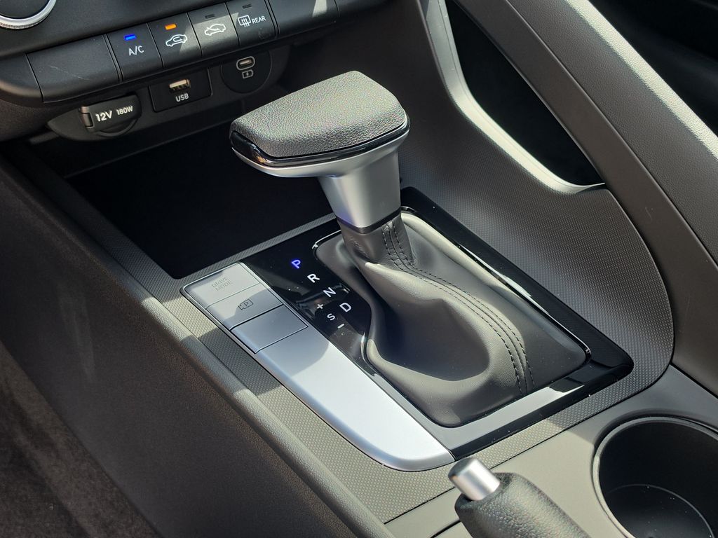 Thumbnail: 2026 Hyundai Elantra - 15