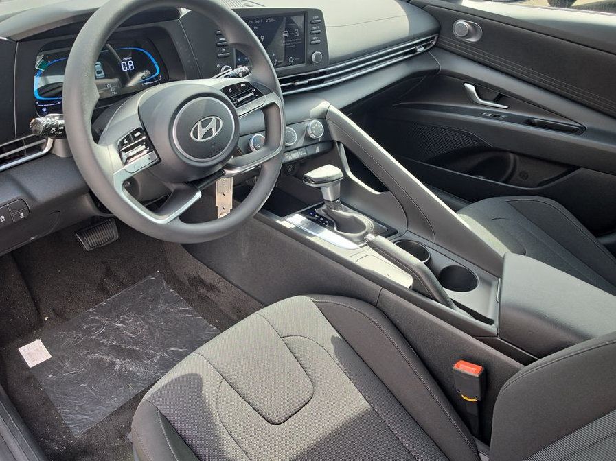 Thumbnail: 2026 Hyundai Elantra - 2