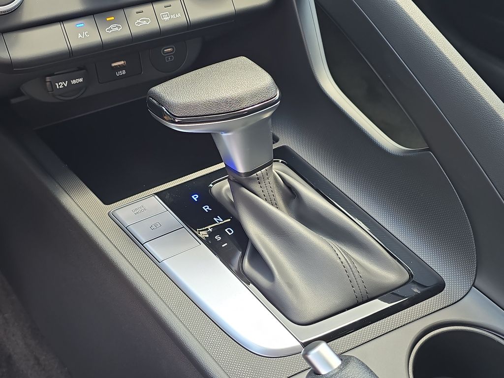 Thumbnail: 2026 Hyundai Elantra - 33