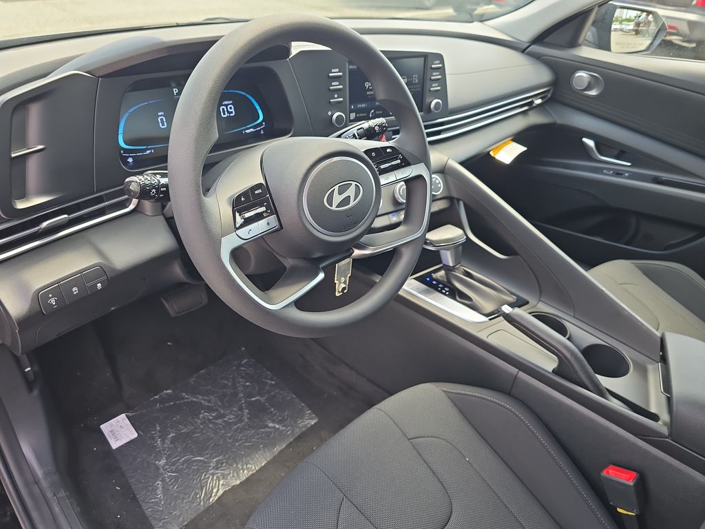 Thumbnail: 2026 Hyundai Elantra - 2