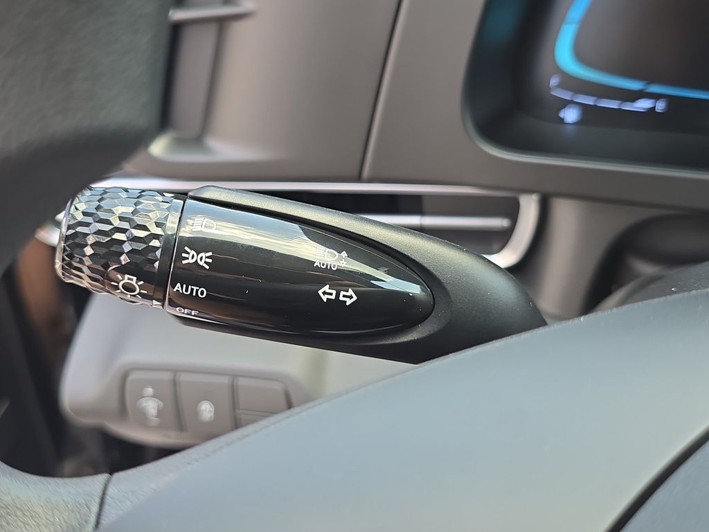 Thumbnail: 2026 Hyundai Elantra - 15