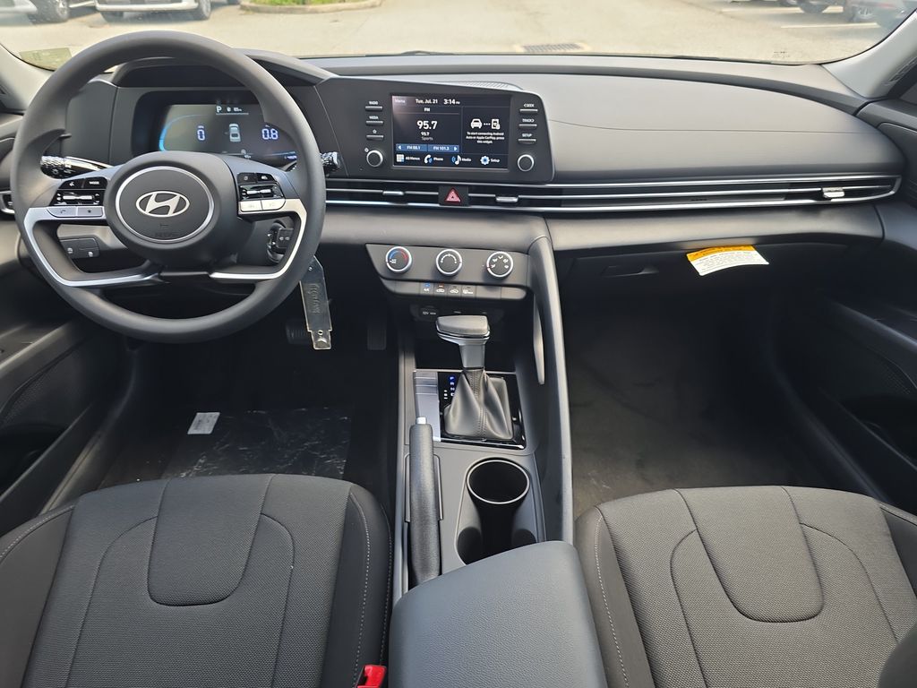 Thumbnail: 2026 Hyundai Elantra - 9