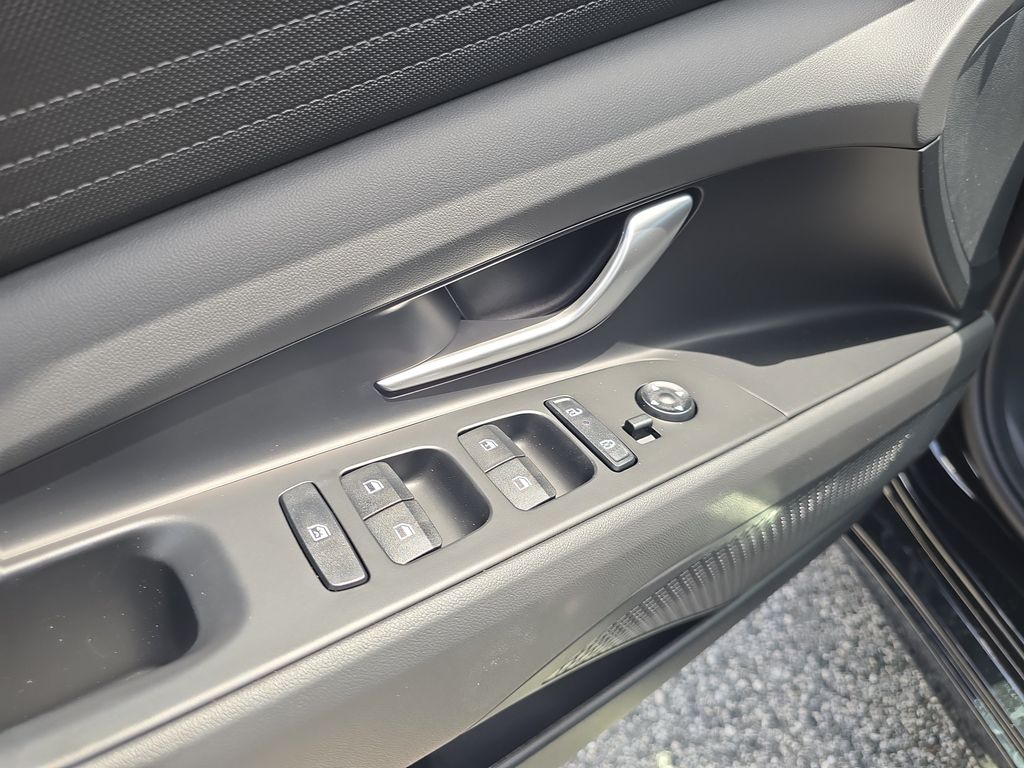 Thumbnail: 2026 Hyundai Elantra - 23