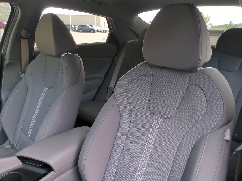 Thumbnail: 2025 Hyundai Elantra - 11