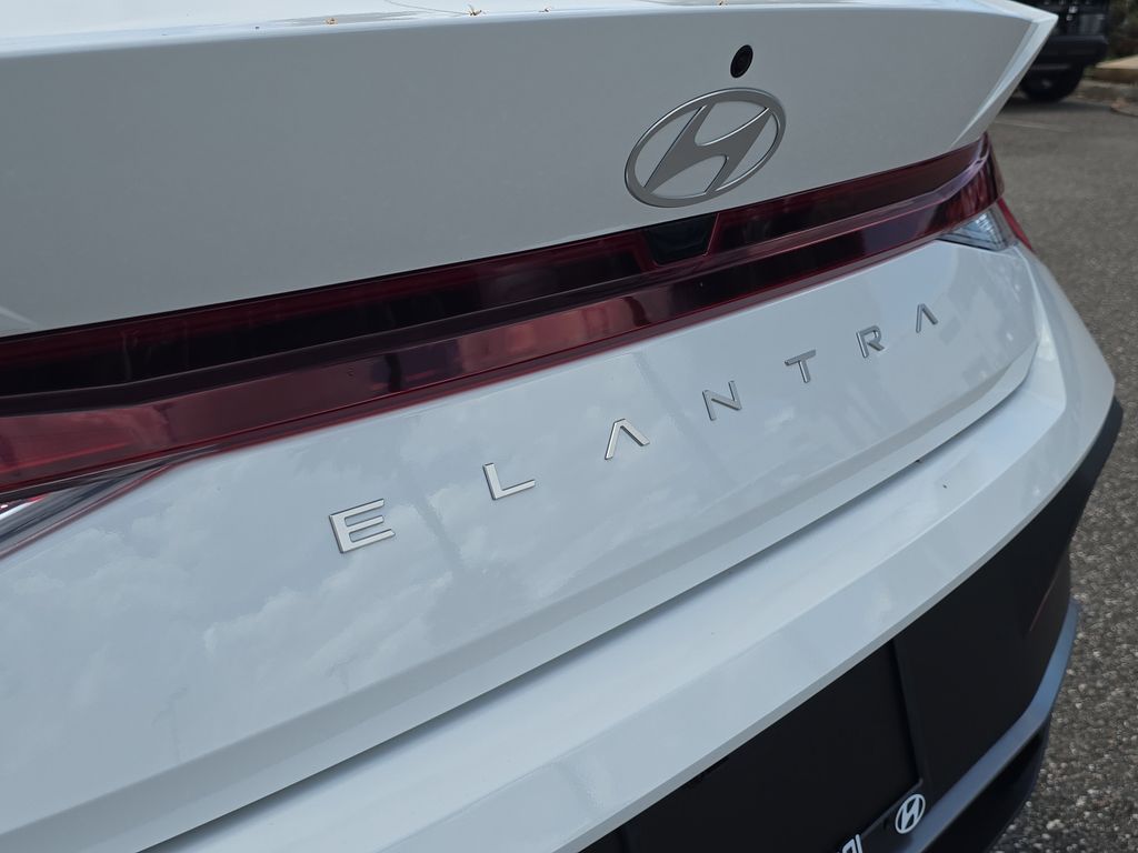 Thumbnail: 2026 Hyundai Elantra - 6