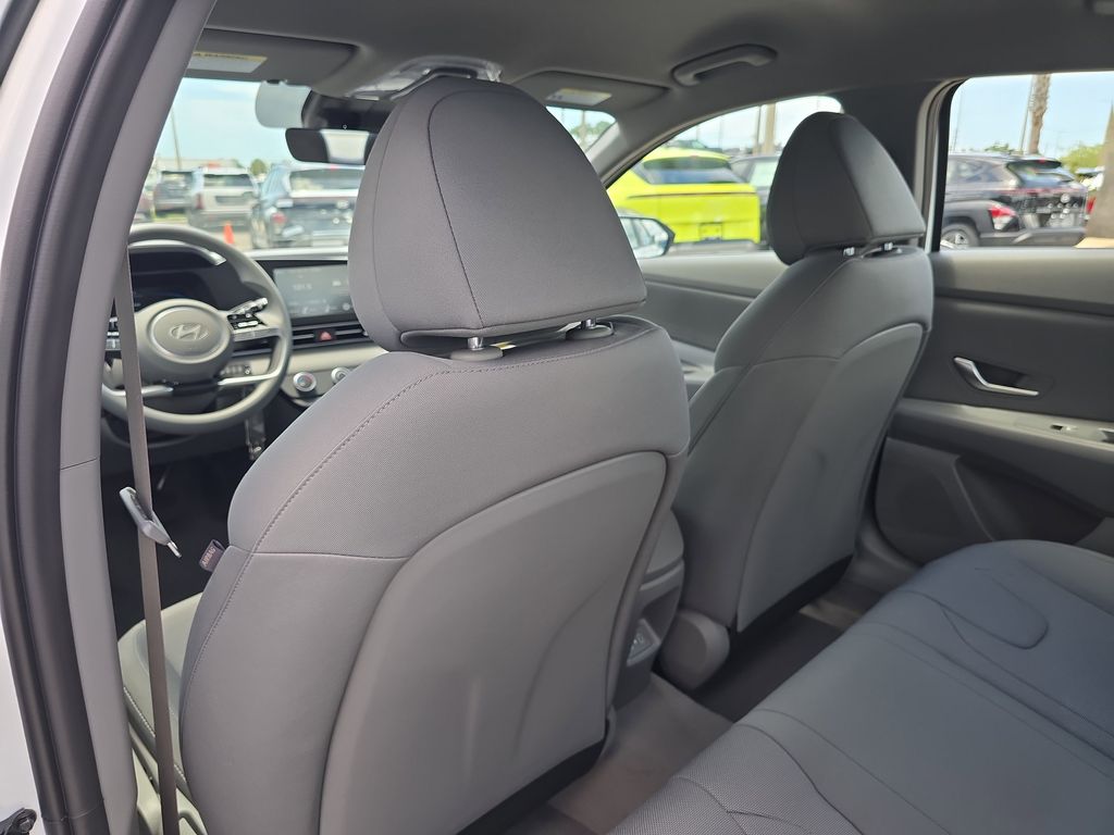 Thumbnail: 2026 Hyundai Elantra - 10