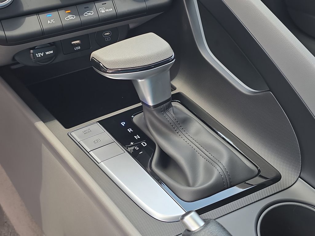 Thumbnail: 2026 Hyundai Elantra - 15