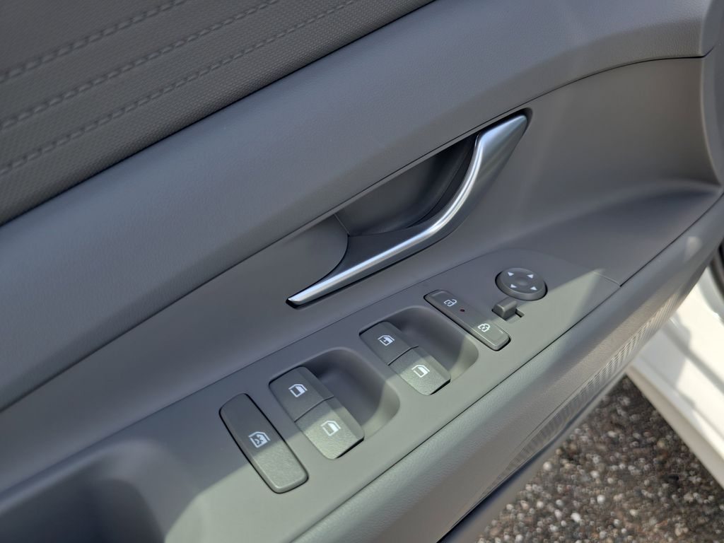 Thumbnail: 2026 Hyundai Elantra - 24