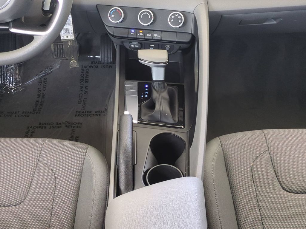 Thumbnail: 2024 Hyundai Elantra - 13