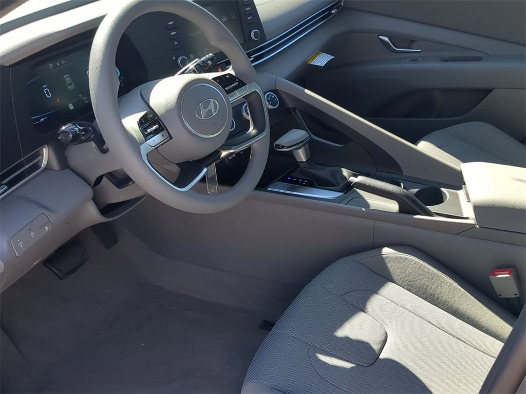 Thumbnail: 2026 Hyundai Elantra - 2