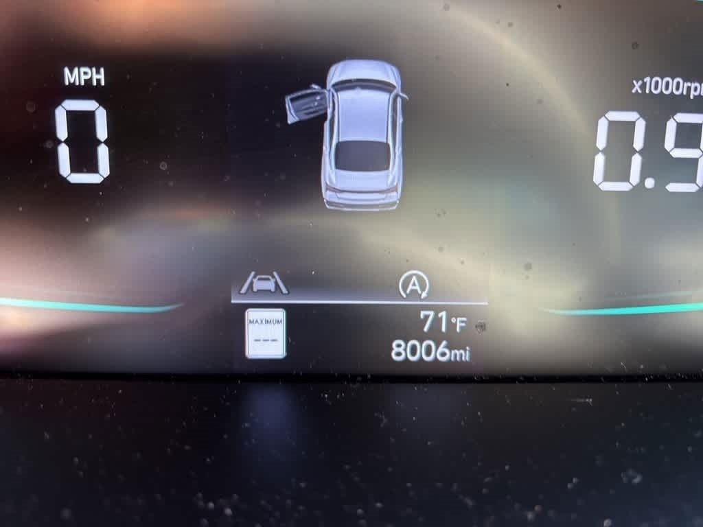 Thumbnail: 2024 Hyundai Elantra - 8