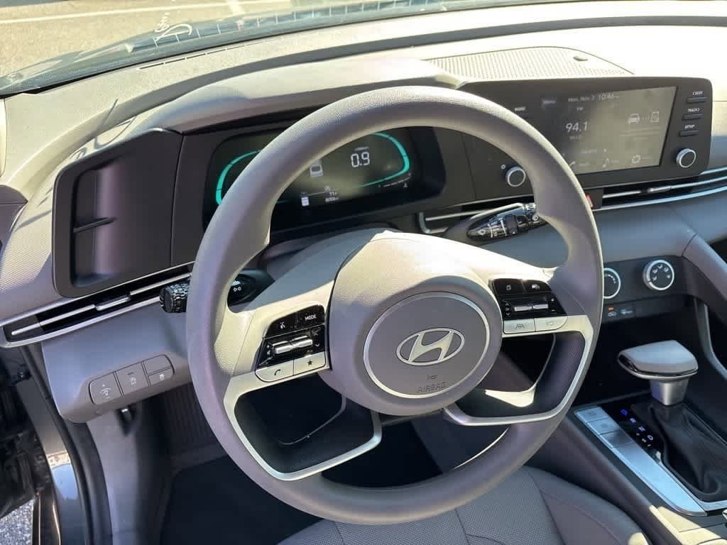 Thumbnail: 2024 Hyundai Elantra - 5