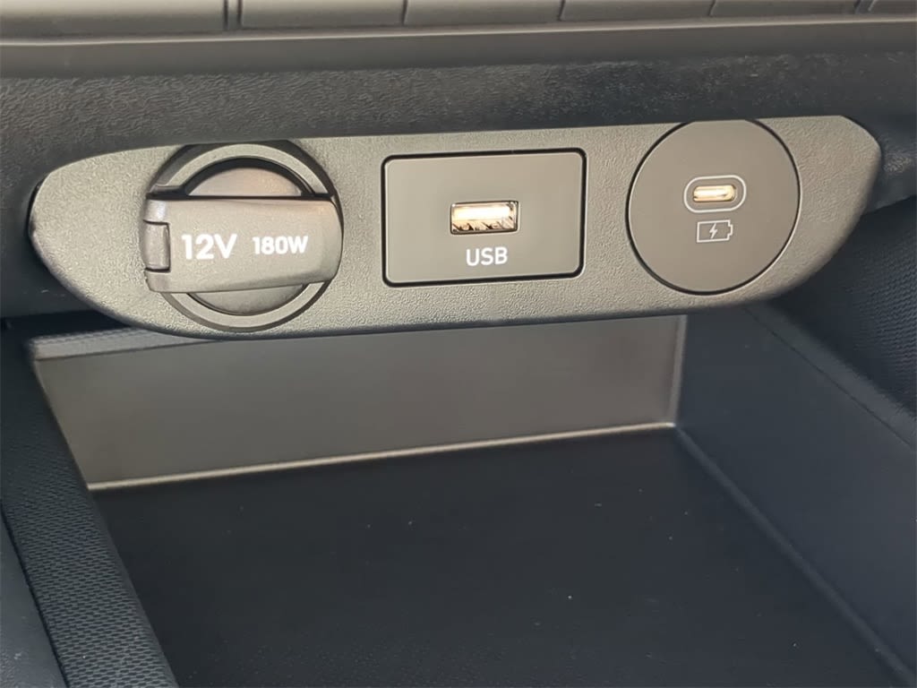 Thumbnail: 2026 Hyundai Elantra - 31