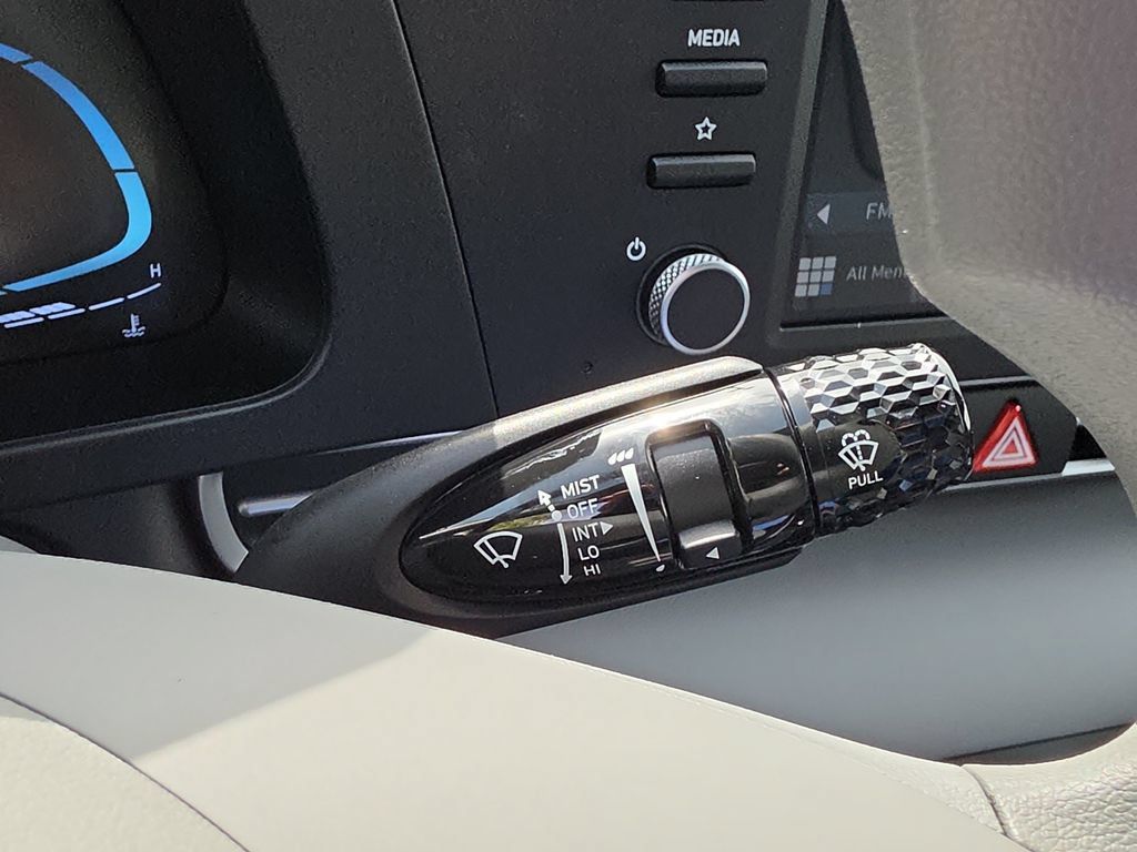 Thumbnail: 2026 Hyundai Elantra - 16