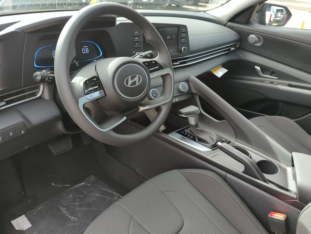 Thumbnail: 2026 Hyundai Elantra - 2