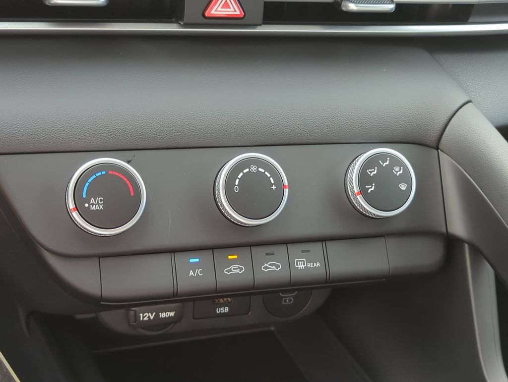 Thumbnail: 2026 Hyundai Elantra - 33