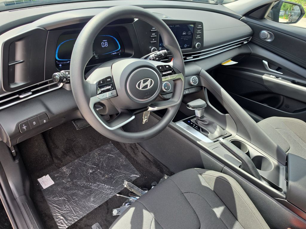 Thumbnail: 2026 Hyundai Elantra - 2