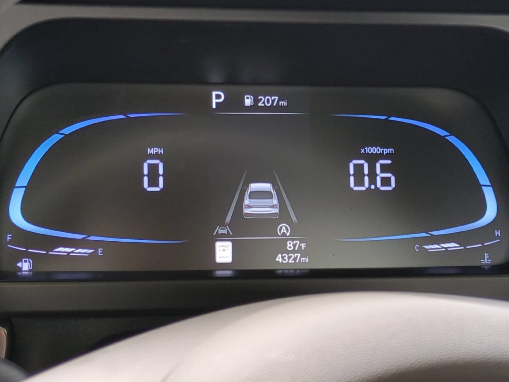 Thumbnail: 2025 Hyundai Elantra - 15