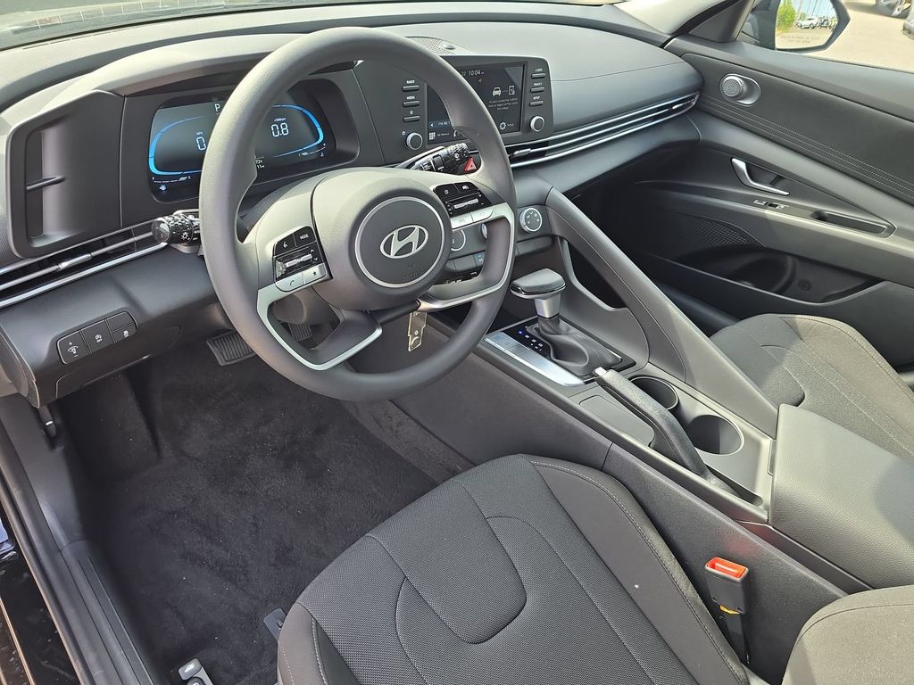 Thumbnail: 2026 Hyundai Elantra - 2
