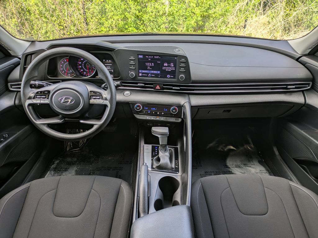Thumbnail: 2023 Hyundai Elantra - 2