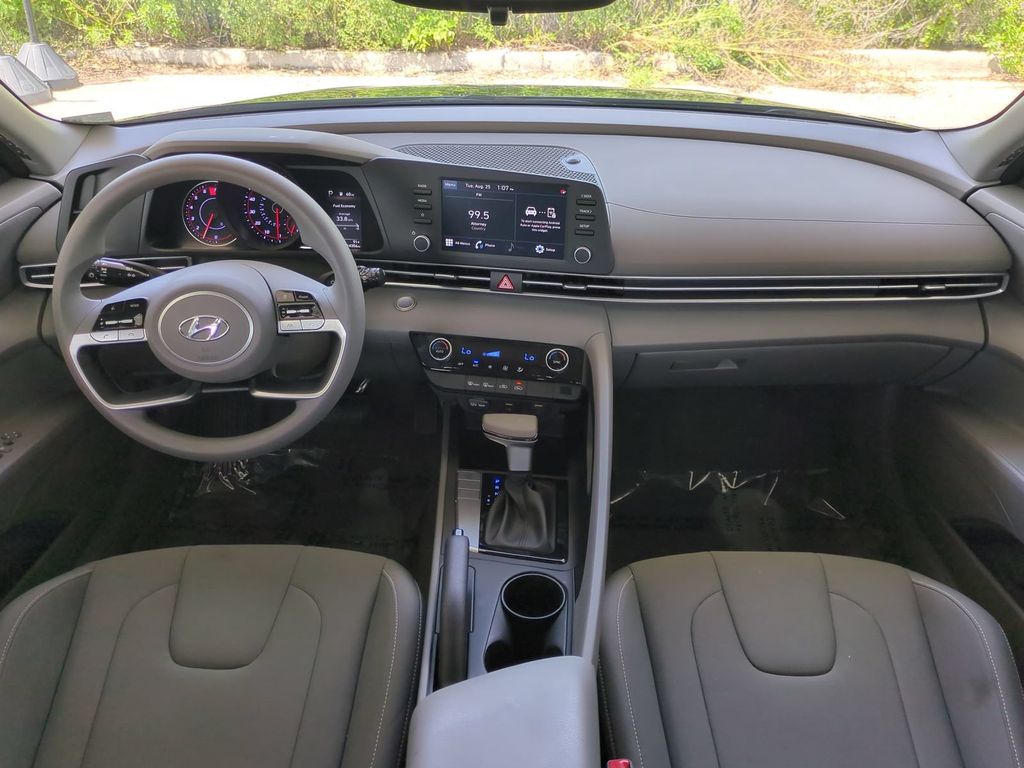 Thumbnail: 2023 Hyundai Elantra - 2