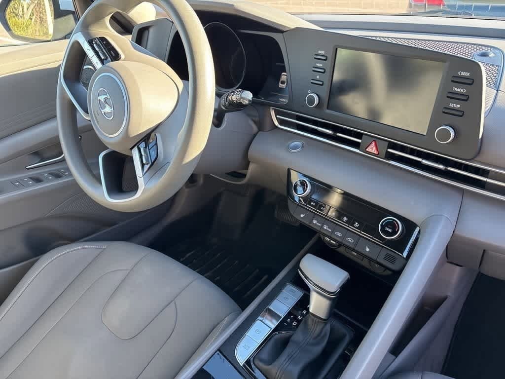 Thumbnail: 2023 Hyundai Elantra - 2