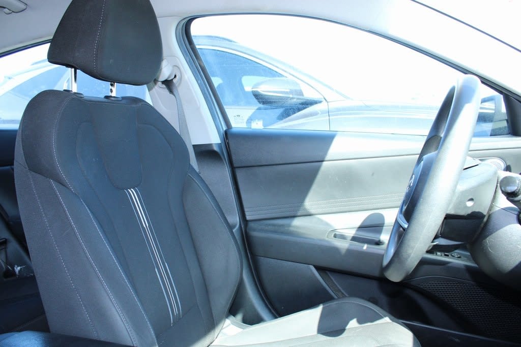 Thumbnail: 2023 Hyundai Elantra - 7