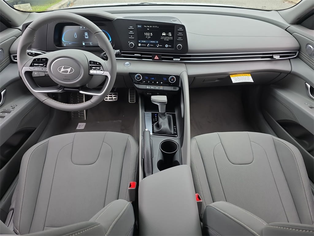 Thumbnail: 2025 Hyundai Elantra - 9