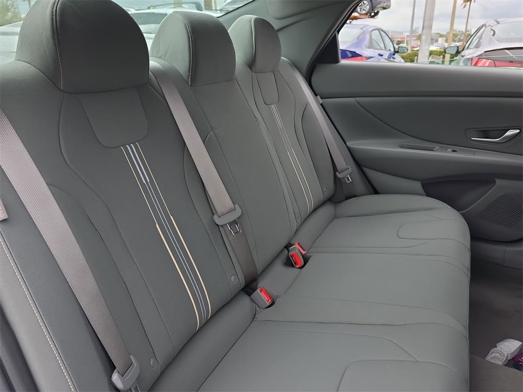 Thumbnail: 2025 Hyundai Elantra - 27