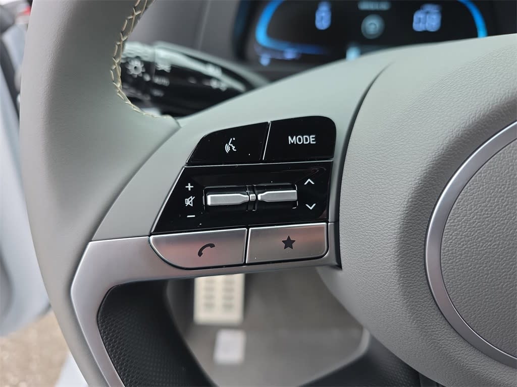 Thumbnail: 2025 Hyundai Elantra - 28