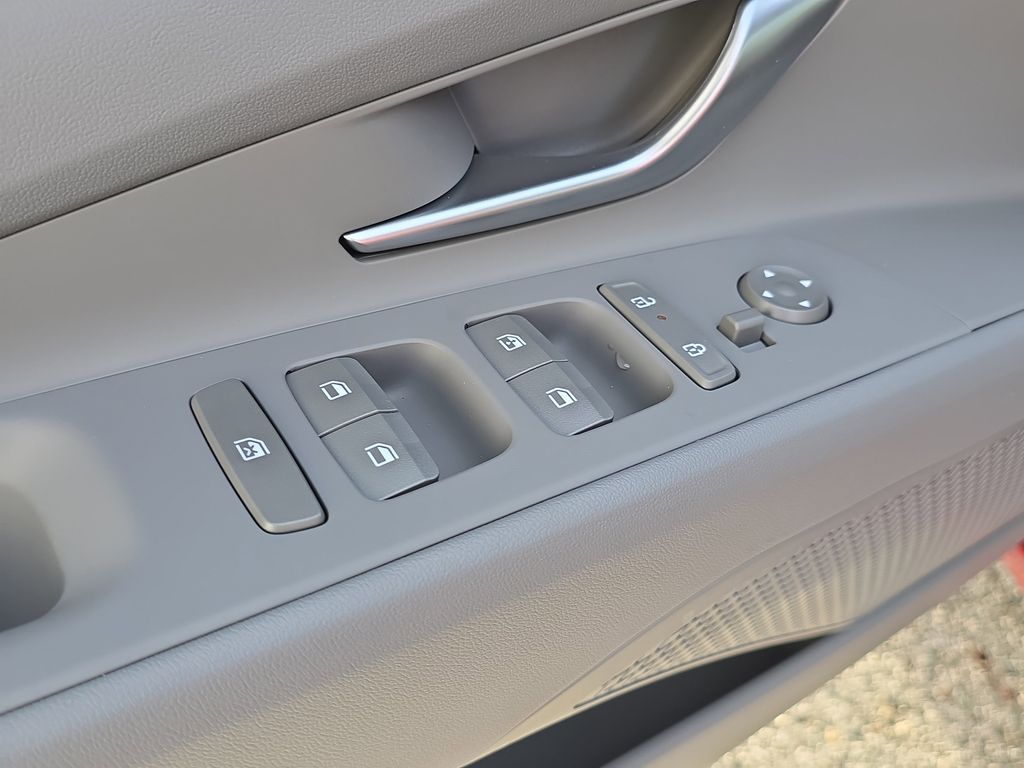 Thumbnail: 2026 Hyundai Elantra - 23