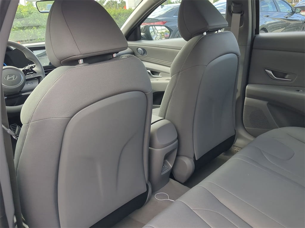 Thumbnail: 2026 Hyundai Elantra - 11