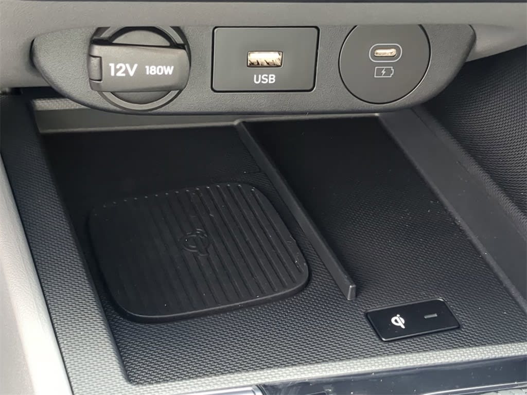 Thumbnail: 2026 Hyundai Elantra - 16