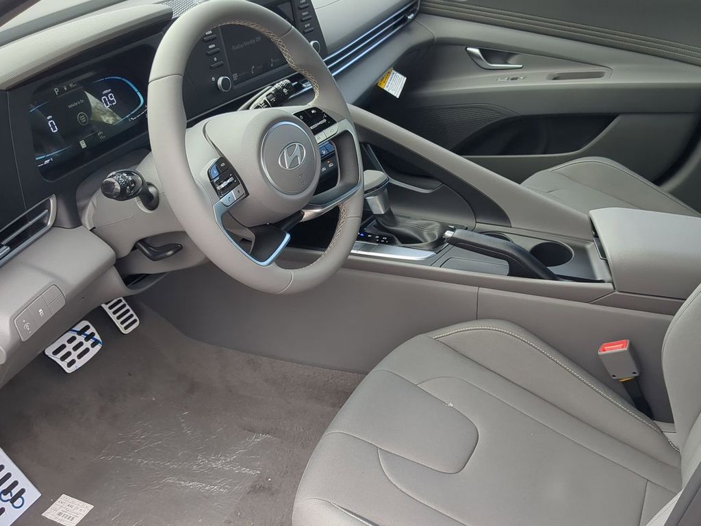 Thumbnail: 2026 Hyundai Elantra - 2