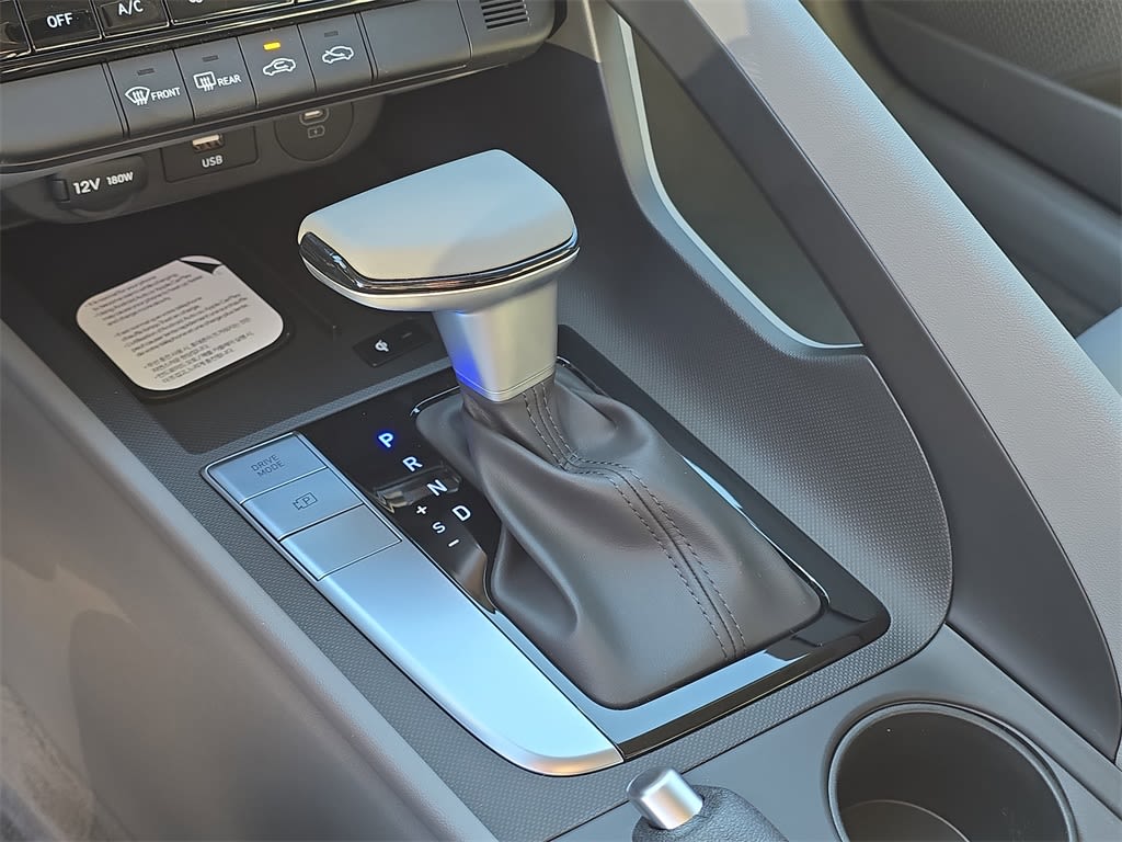 Thumbnail: 2026 Hyundai Elantra - 15